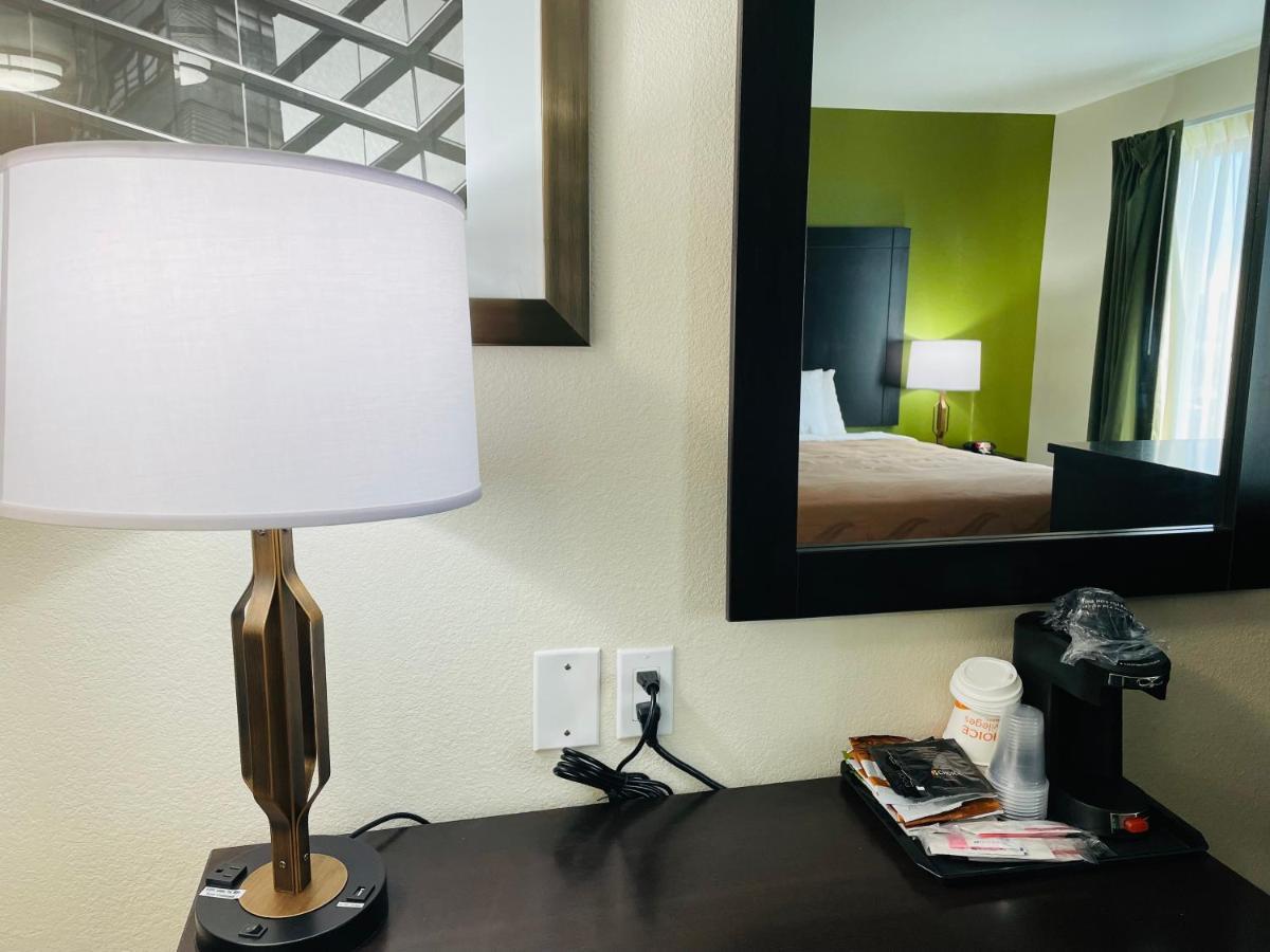 Quality Inn & Suites Lake Charles South Exteriér fotografie