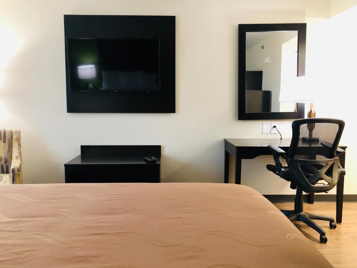 Quality Inn & Suites Lake Charles South Exteriér fotografie