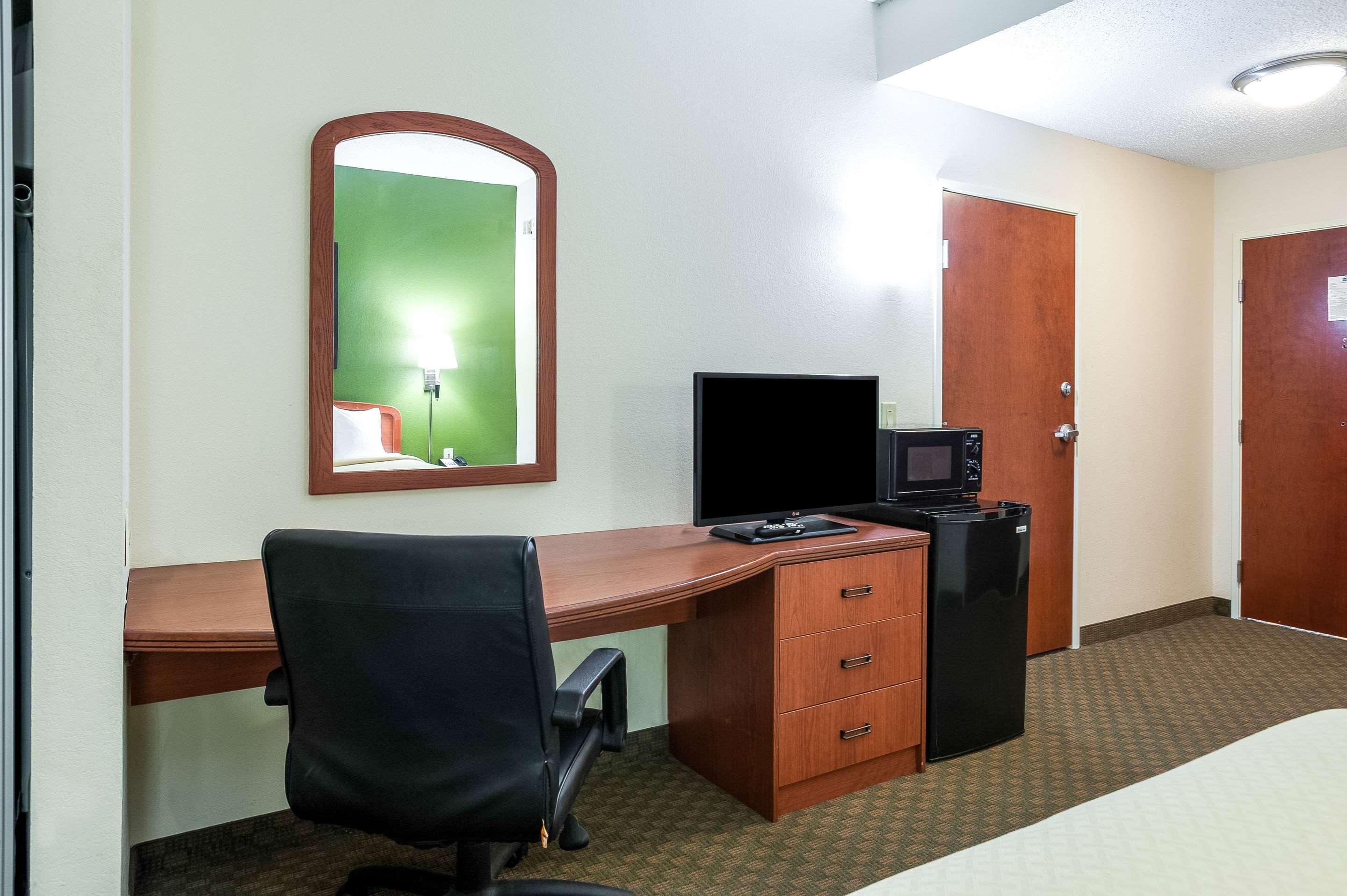 Quality Inn & Suites Lake Charles South Exteriér fotografie