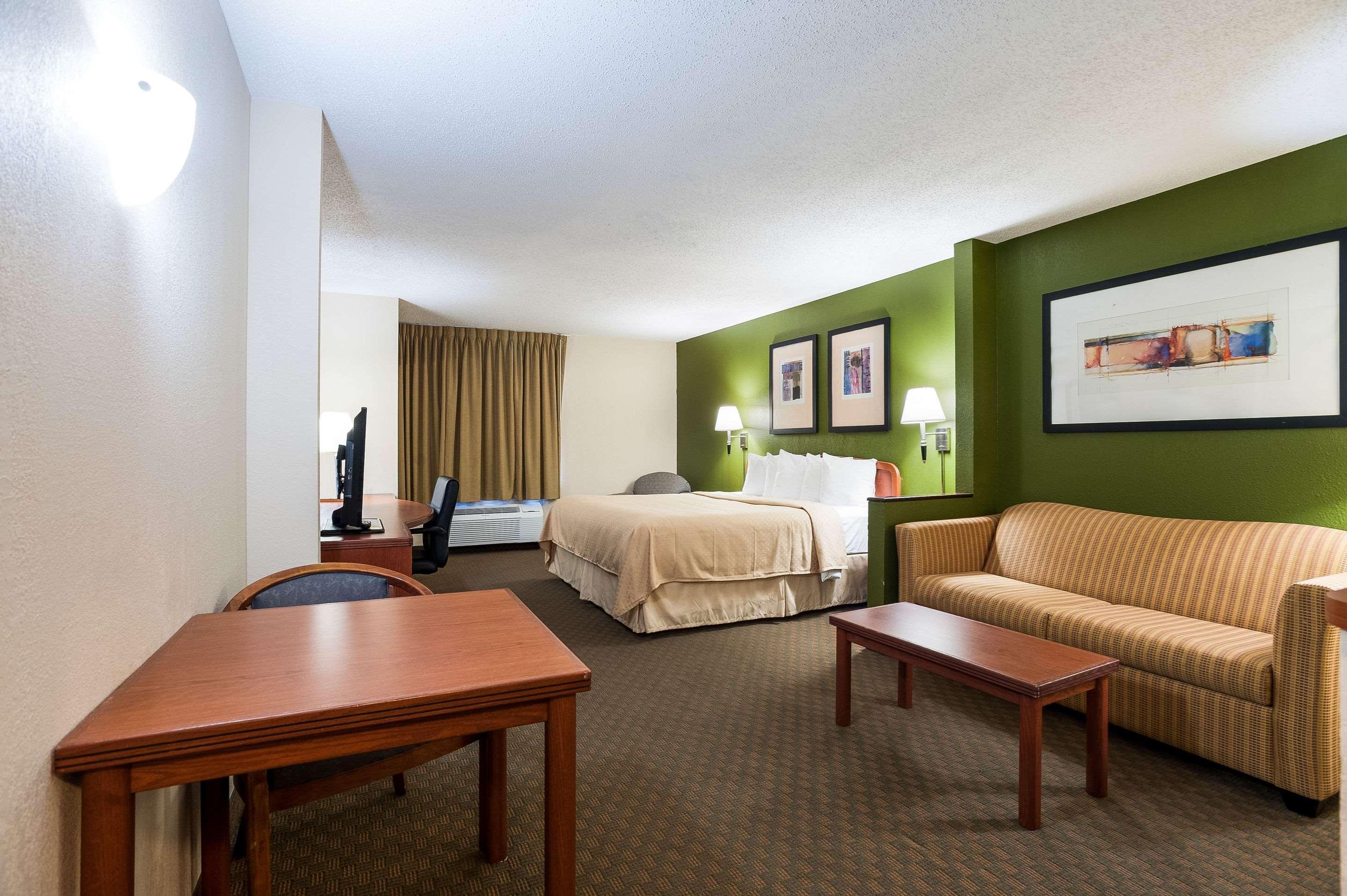Quality Inn & Suites Lake Charles South Exteriér fotografie