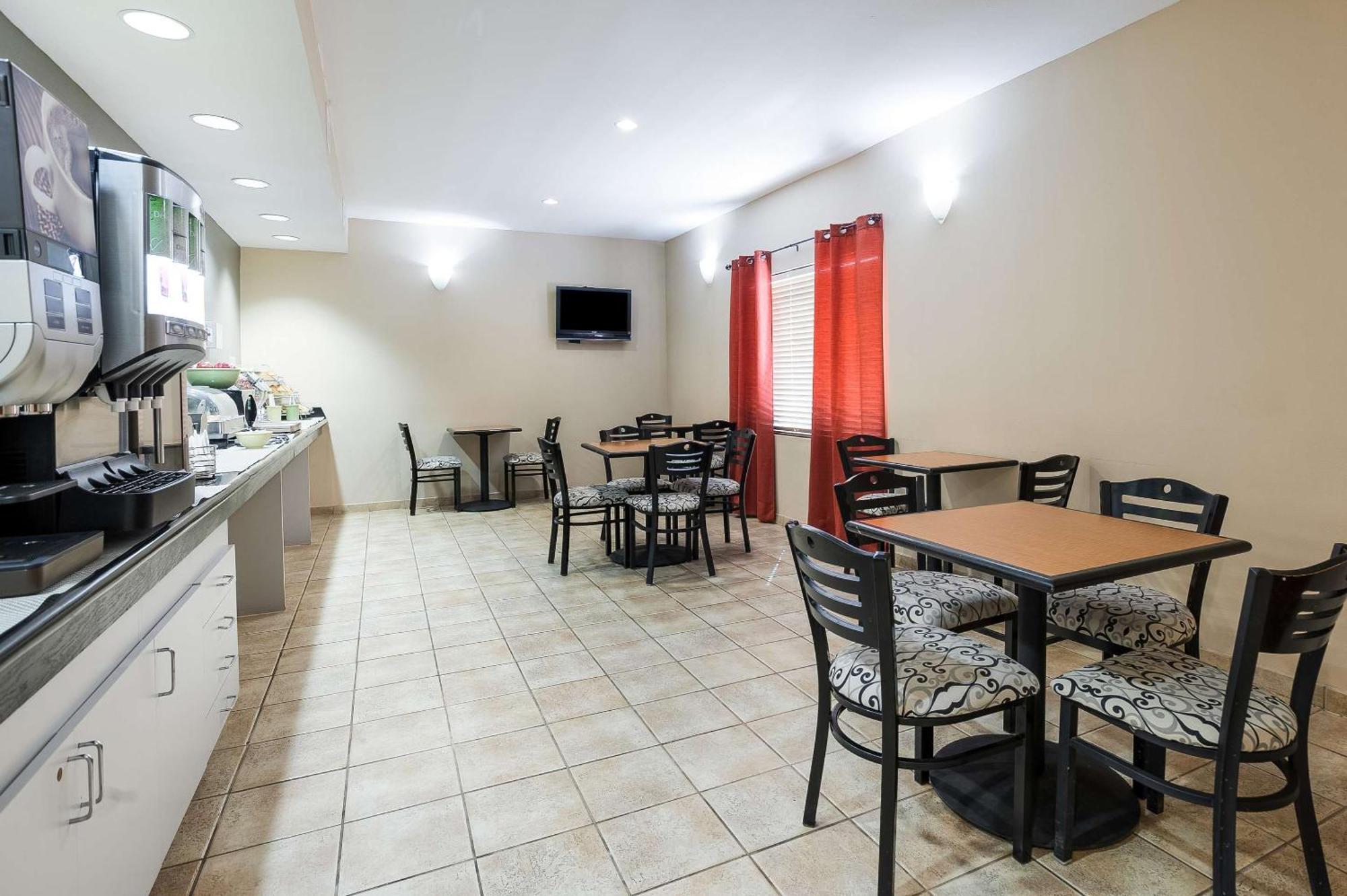 Quality Inn & Suites Lake Charles South Exteriér fotografie